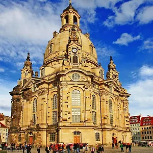 Schones Naher Bahnhof Neustadt Zentral Wlan , Dresden Deutschland