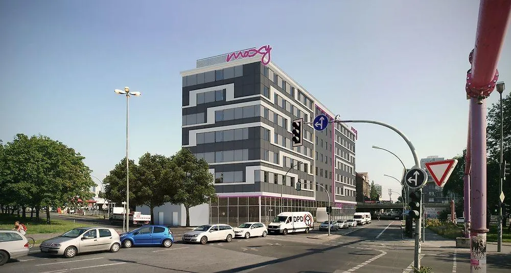 Moxy Berlin Ostbahnhof Hotel