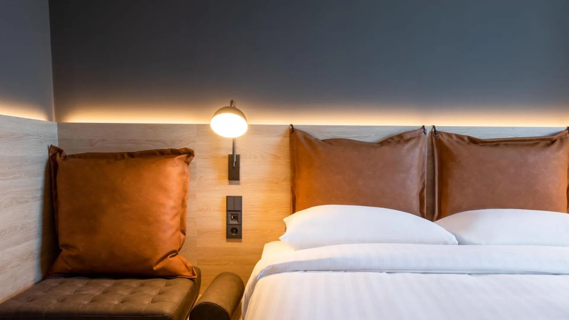 Moxy Berlin Ostbahnhof Hotel 4*,  Germany