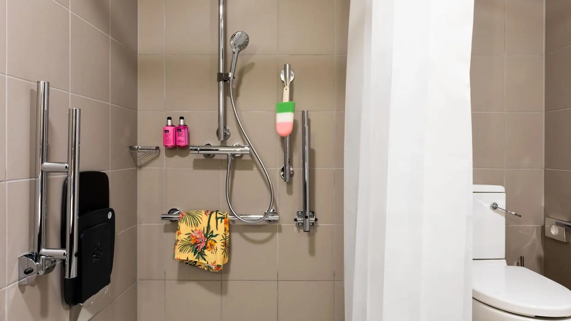 Hotel Moxy Berlin Ostbahnhof