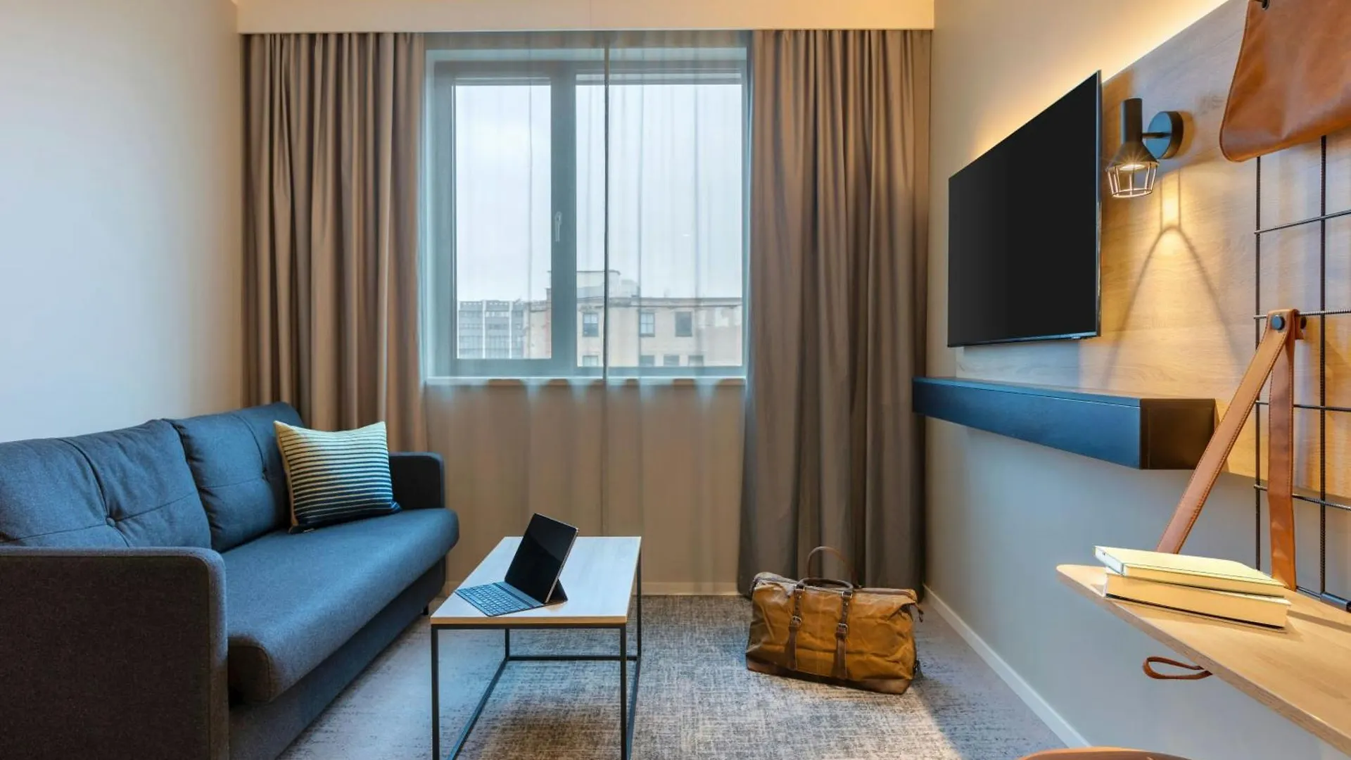 Hotel Moxy Berlin Ostbahnhof