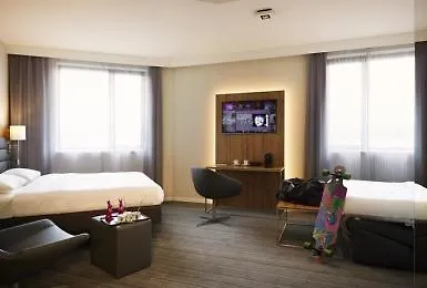Hotel Moxy Berlin Ostbahnhof