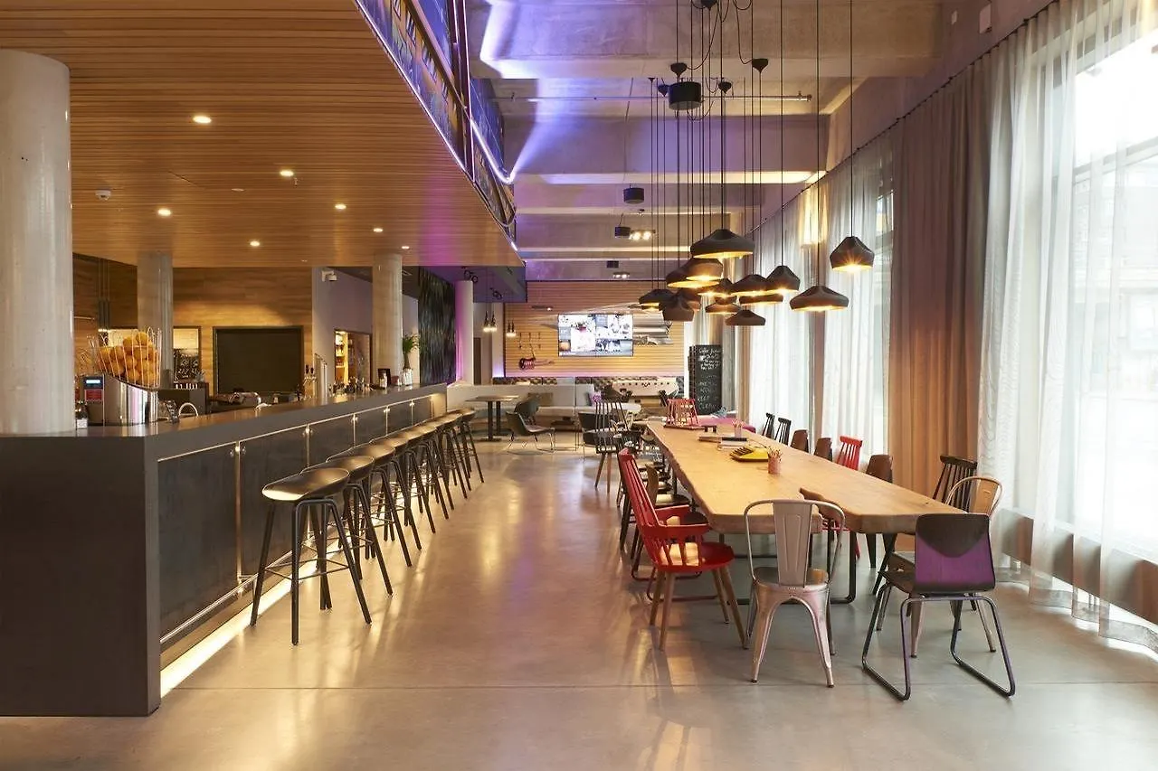 Hotel Moxy Berlin Ostbahnhof