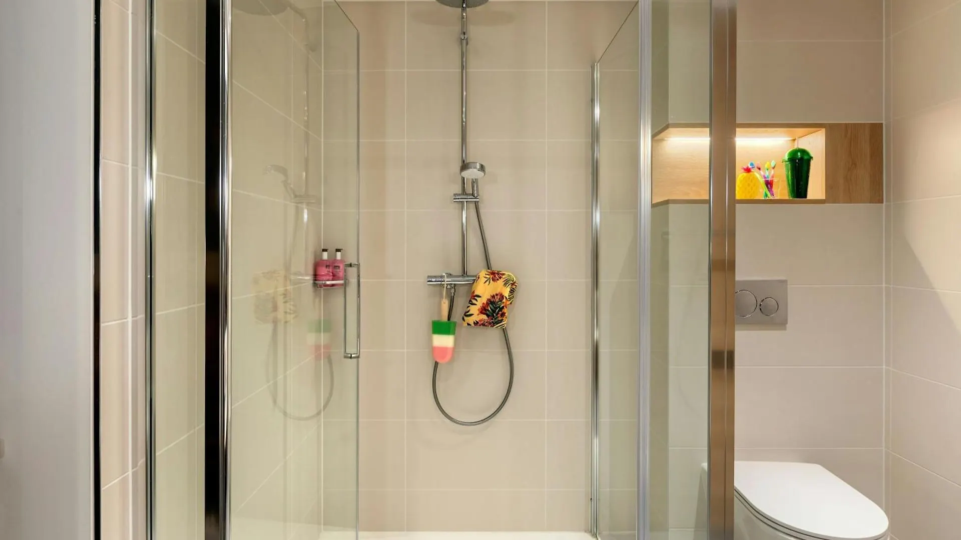 Hotel Moxy Berlin Ostbahnhof