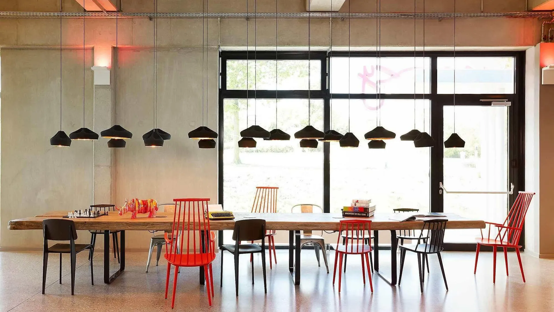 Hotel Moxy Berlin Ostbahnhof